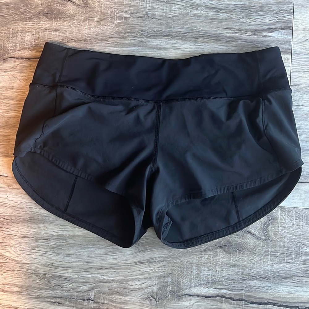 Speed Up Mid Rise 2.5 inch Lululemon shorts